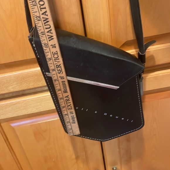 Bell & Howell Leather Crossbody Camera Bag - Picture 6 of 13